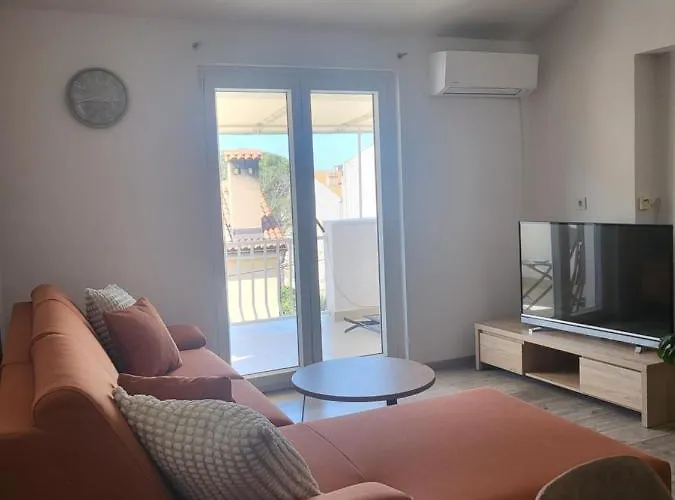 דירה Grabar קרס