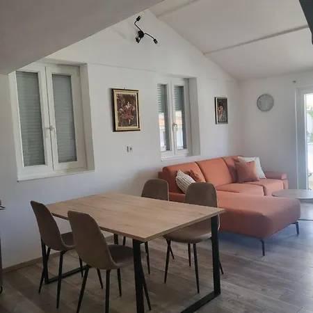 Grabar Apartman Cres