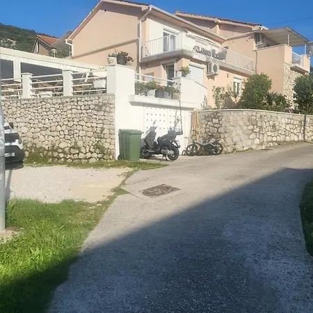Grabar * Cres