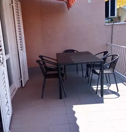 Apartment Grabar *